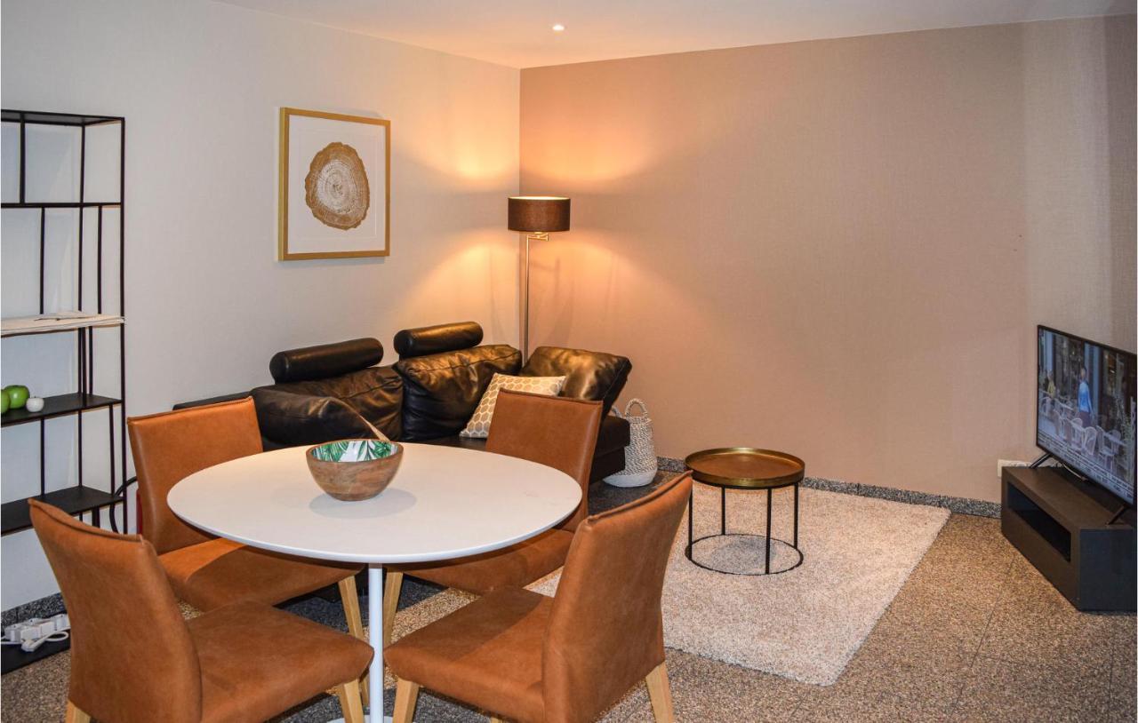 Awesome In With Wifi And 1 Bedrooms Hébergement de vacances
