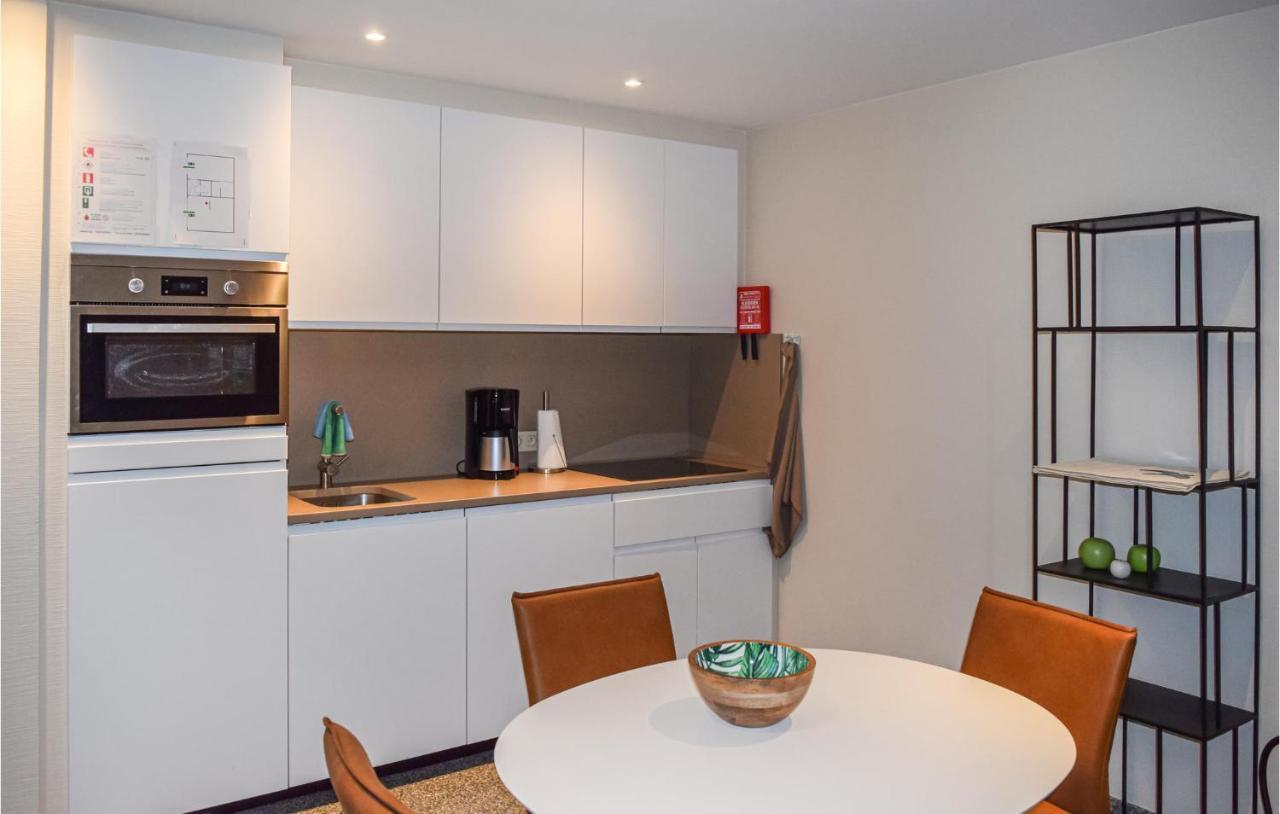 Awesome In With Wifi And 1 Bedrooms *
